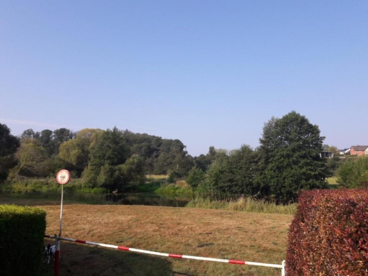 Chalet Nutons Somme-Leuze Buitenkant foto